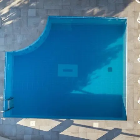 Kristina In With Private Pool, Bbq Makarska
